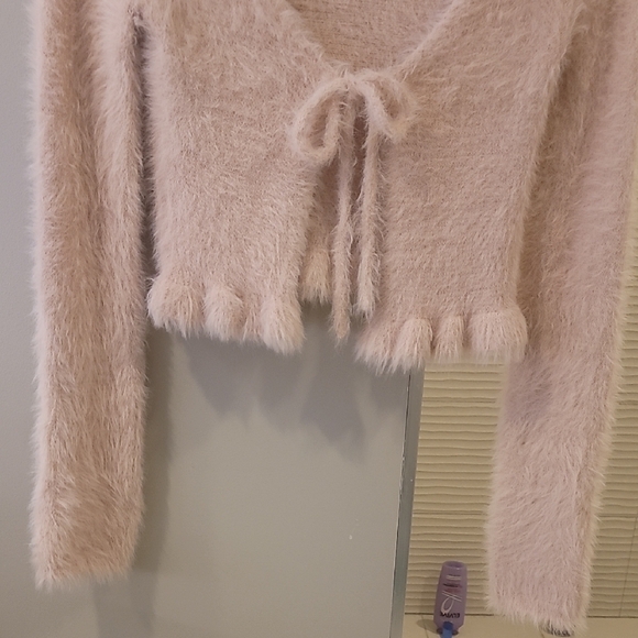 NWOT Womens Abound Fuzzy Pink Sweater with Tie Front Size Small - Picture 2 of 7